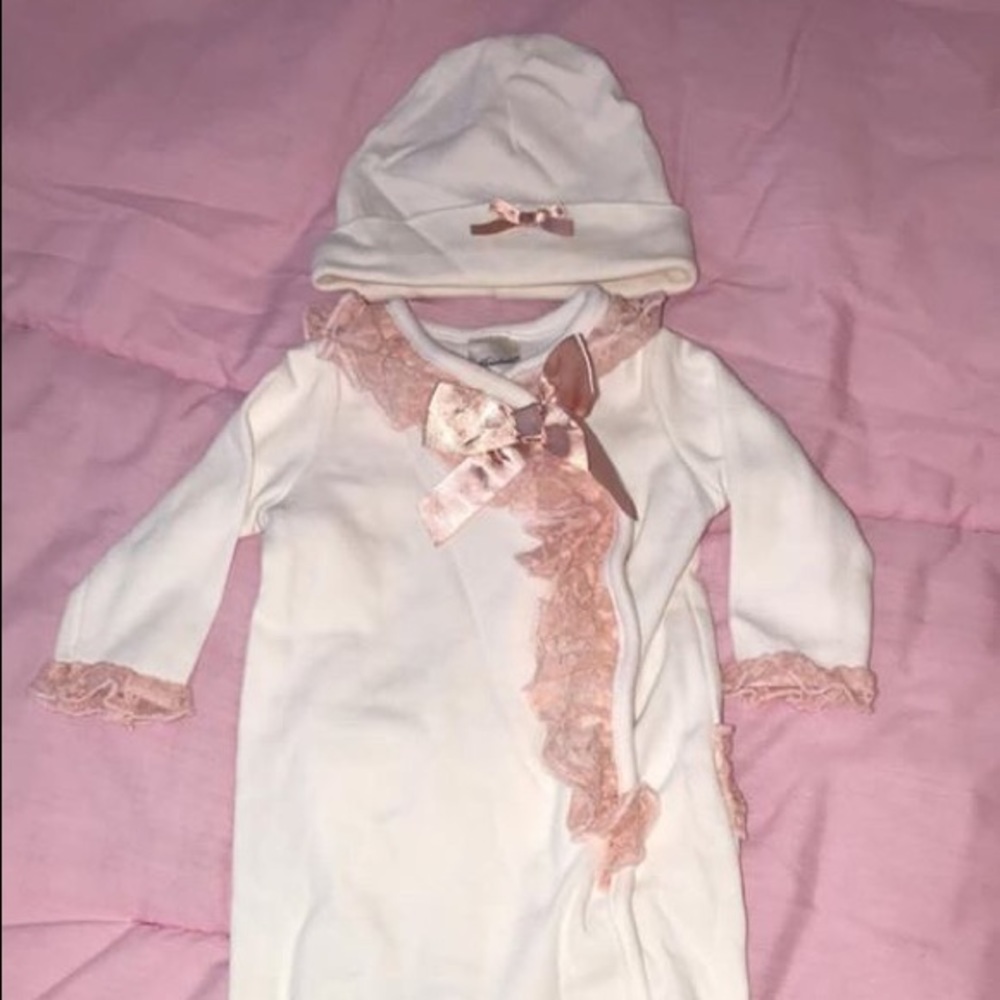 Pink lace sleeper set